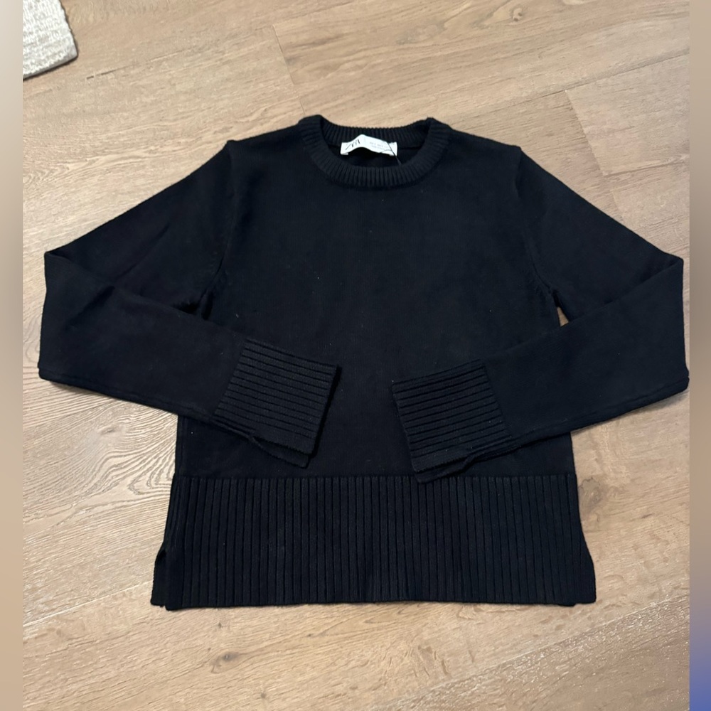 Zara Long Sleeve Sweater